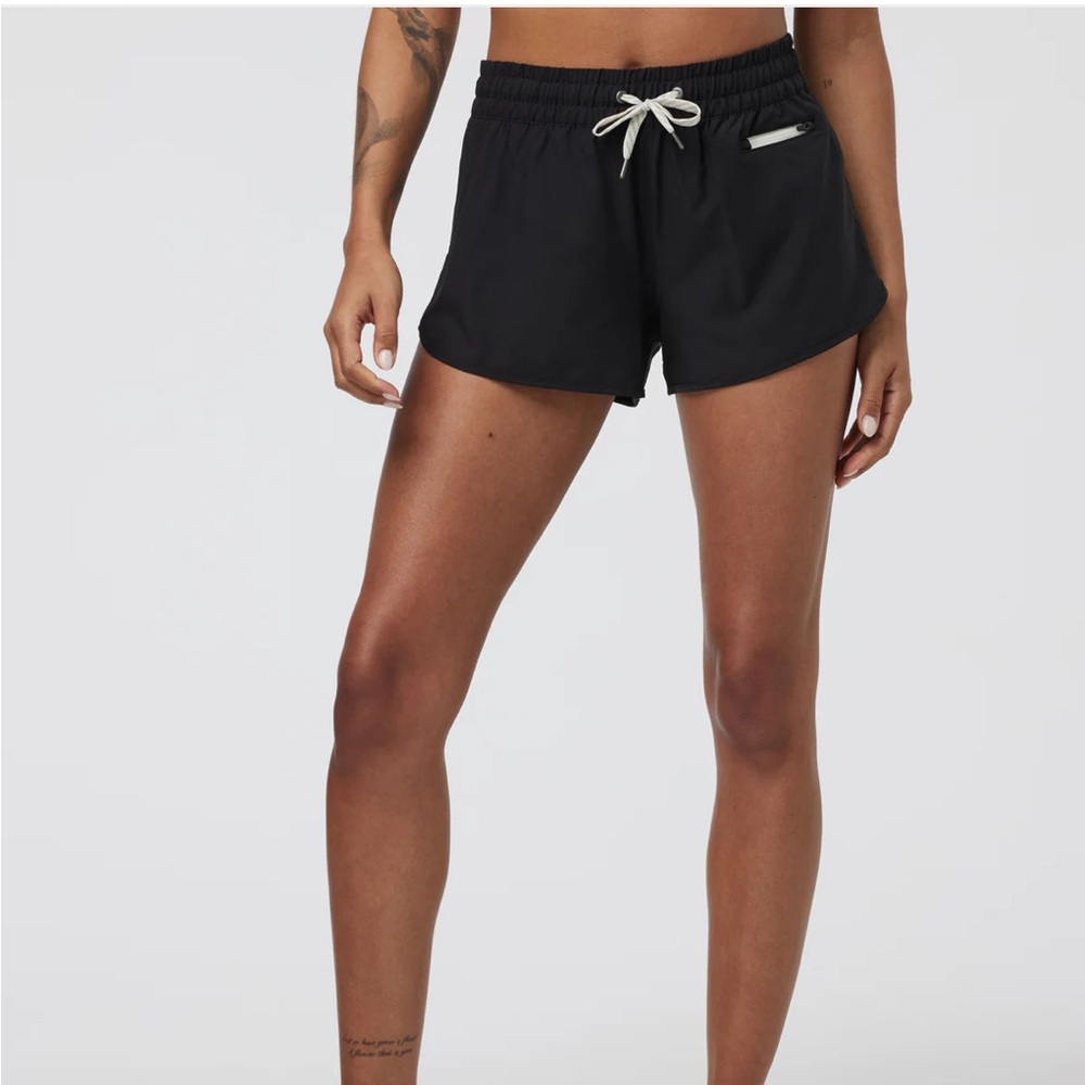 Vuori Dash Shorts